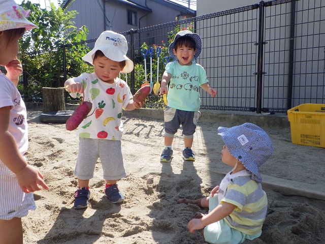 ぶどうチーム・おいもほりをしたよ
